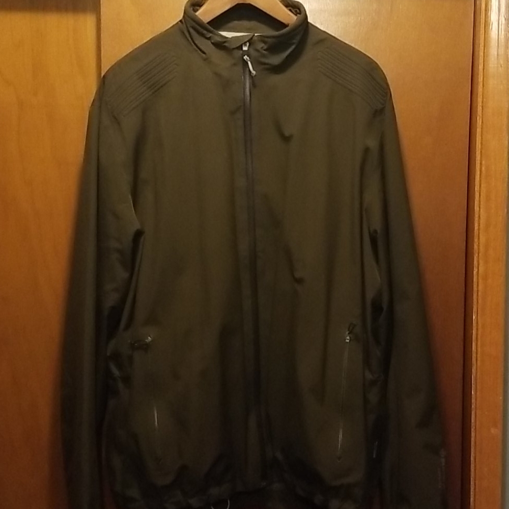 Sunice rain jacket
